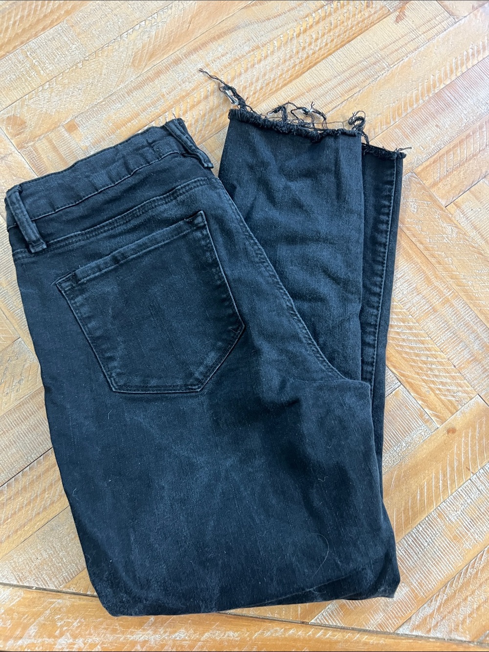 Black Frayed Hem Straight Leg Jeans KanCan